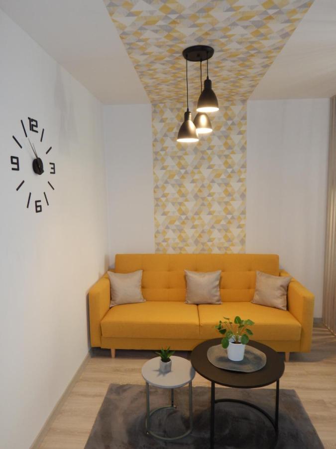 Pisztacia 2020 Apartman Kazincbarcika Exterior foto